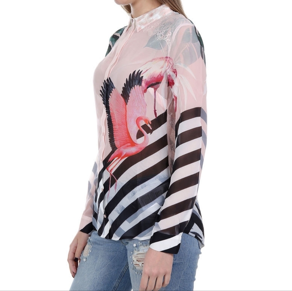 Guess Blouse - Picture 4 of 11